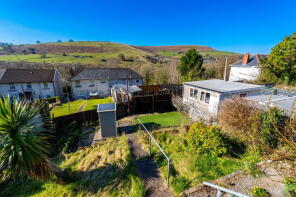 11, Sunny Bank, Graigwen Crescent, Abertridwr CF83 4BP