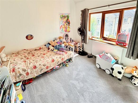 3 bed Semi-Detached for sale Image 9