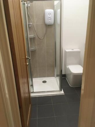 1 bed Apartment to rent Image 12