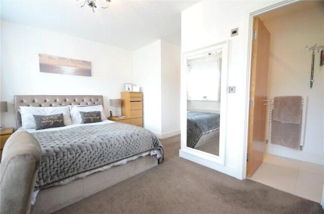 Bedroom 1b