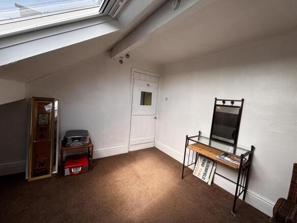 4 bed Terraced for sale Image 12