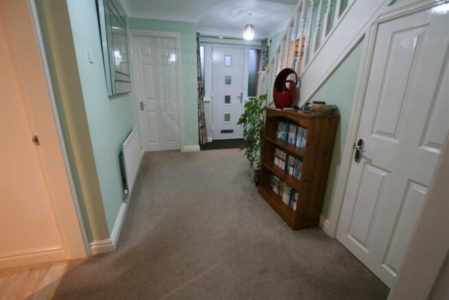 gibbsclose,7hall.JPG
