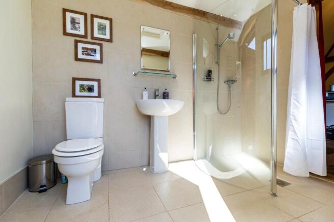 Annexe Shower Room