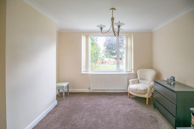 3 bed Semi-Detached for sale Image 6