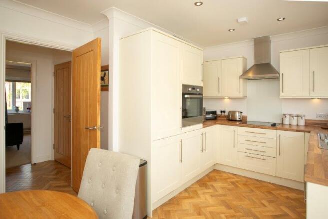 2 bed Retirement Property for sale Image 10