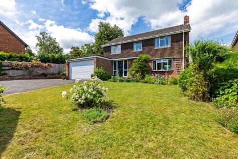 High Trees Drive, Winchester, SO22
