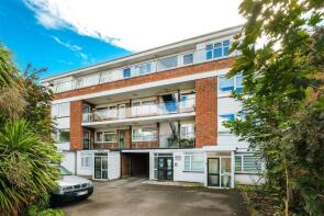 4, 23 Avon Court, The Ridgeway, London E4 6QY