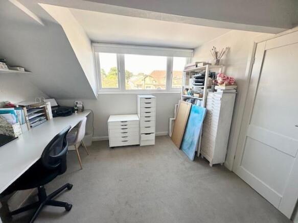 2 bed Flat to rent Image 8