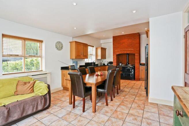 Kitchen/Breakf...