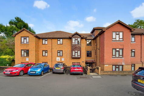 Francis Court, Worplesdon Road, Guildford, GU2