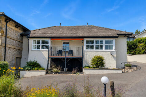 6 Kentsford House, Kentsford Road, Grange-over-Sands, Cumbria, LA11 7BB