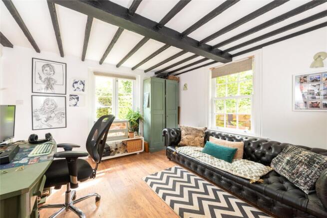 Sitting/Play Room
