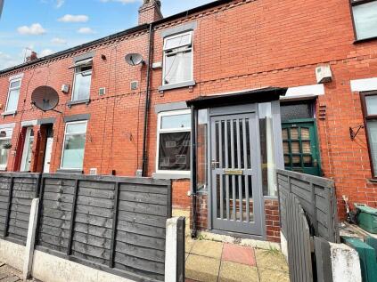 Reginald Street, Eccles, M30