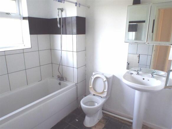 BATHROOM: