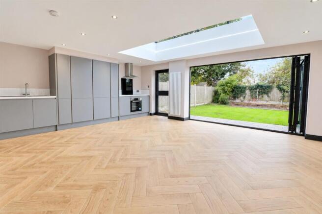 4-bed semi-detached on Old Mill Gardens, Pelsall, WS4 1BJ, £300,000