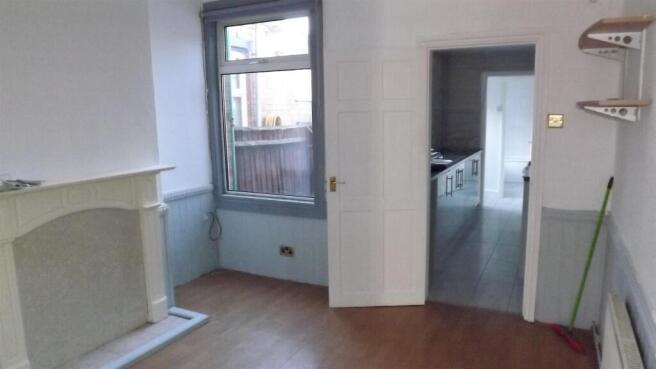 REAR RECEPTION ROOM