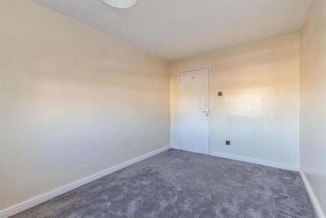 Bedroom 3-2.jpg