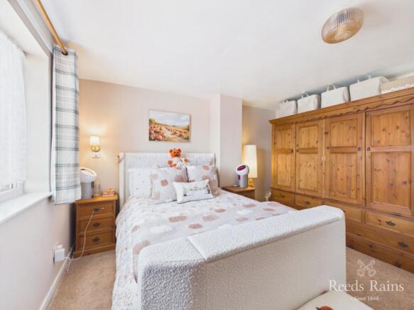 2 bed Semi-Detached for sale Image 12