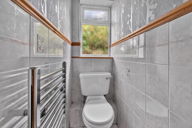 2 bed Detached for sale Image 11
