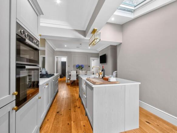 2 bed Terraced for sale Image 7