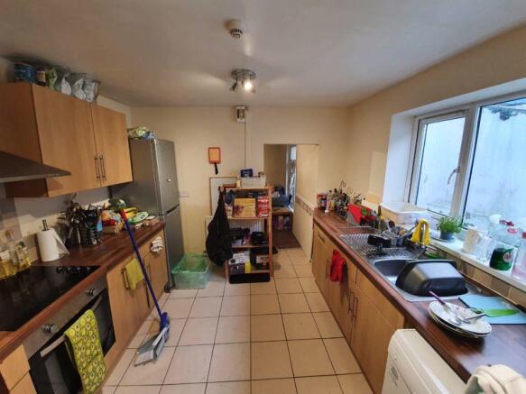 Photo 8