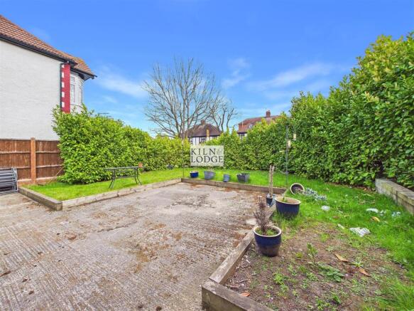 House in Upminster - View 5