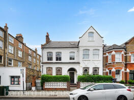 Flat 2, 64, Lavender Gardens, London SW11 1DN