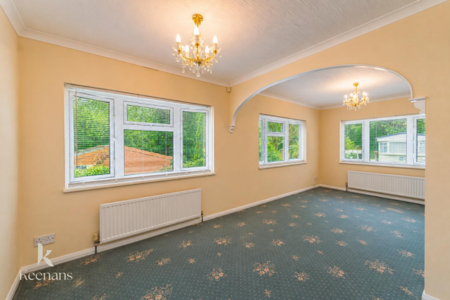 2 bed Park Home for sale Image 10