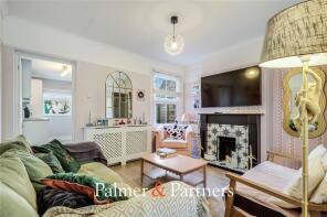 16, Victoria Crescent, Chelmsford CM1 1QF