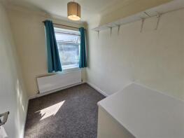 10, St Julian's Court, Caerphilly CF83 1DN