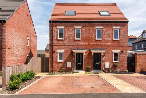 Fritillary Avenue, Chinnor, Oxfordshire, OX39