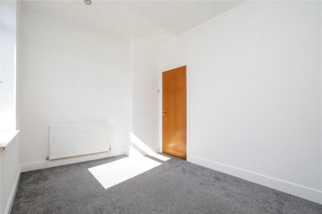 2 bed Terraced to rent Image 10