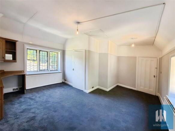 6 bed Detached to rent Image 5
