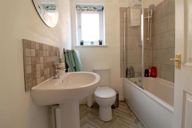 Bathroom.jpg