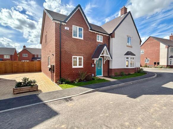 WhatsApp Image 2025-09-15 at 12.04.06_2cc86ca2.jpg