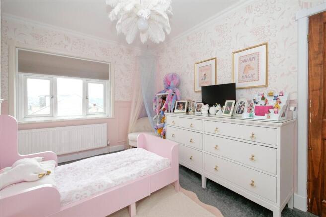 3 bed Semi-Detached for sale Image 7
