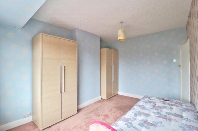 Bedroom 2.3