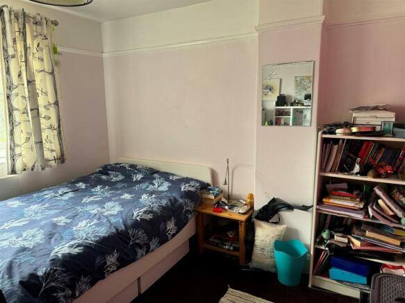 Bedroom.,.jpg