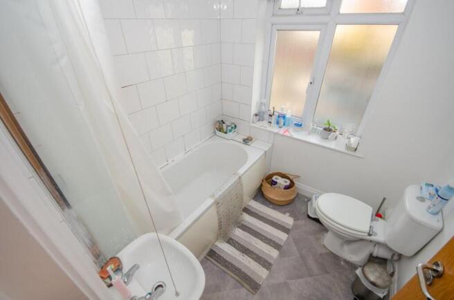 Bathroom.jpg
