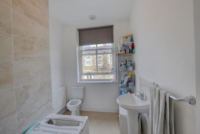 Bathroom.jpg