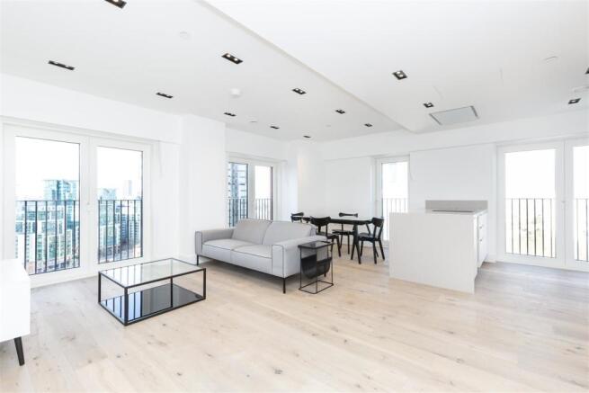 98 Keybridge Tower1.jpg