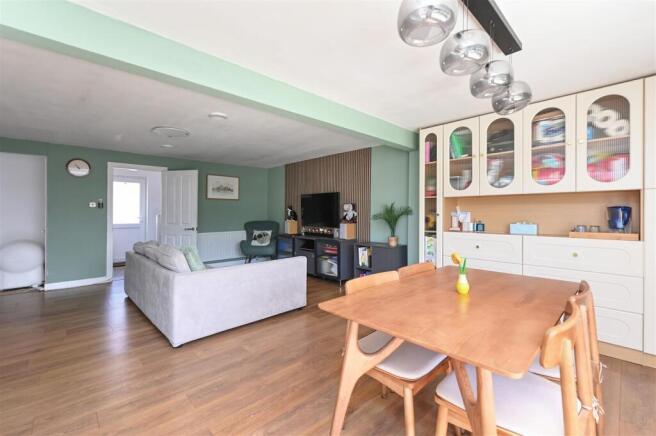 Living/Dining Room