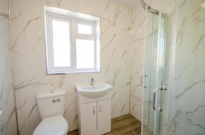 2 bed Semi-Detached Bungalow for sale Image 12