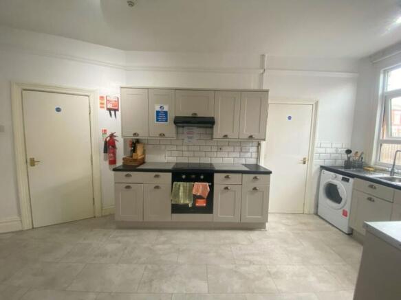 Communal Kitchen Diner