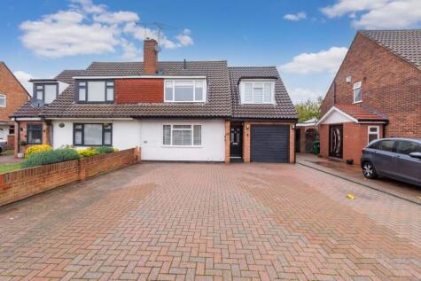 Ember Road, Langley, SL3