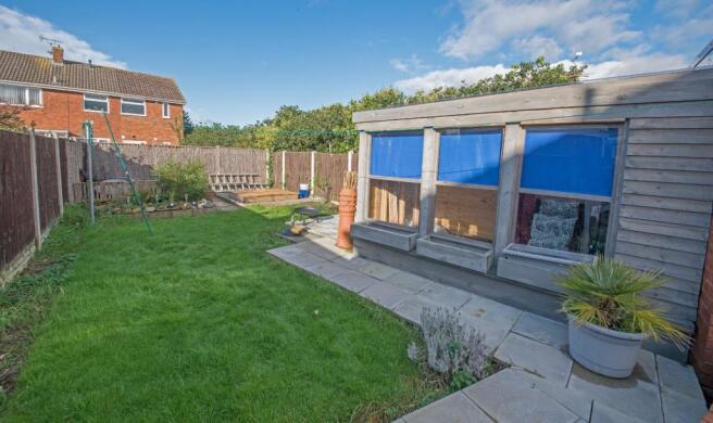 GARDEN ROOM
