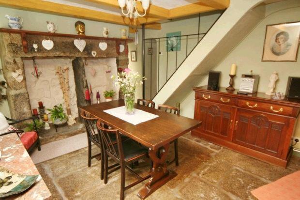 Lounge/Dining Room3