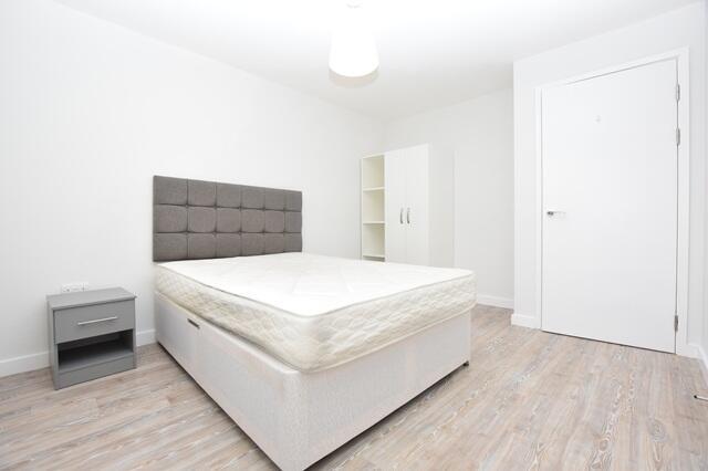 1 bed Apartment to rent Image 6
