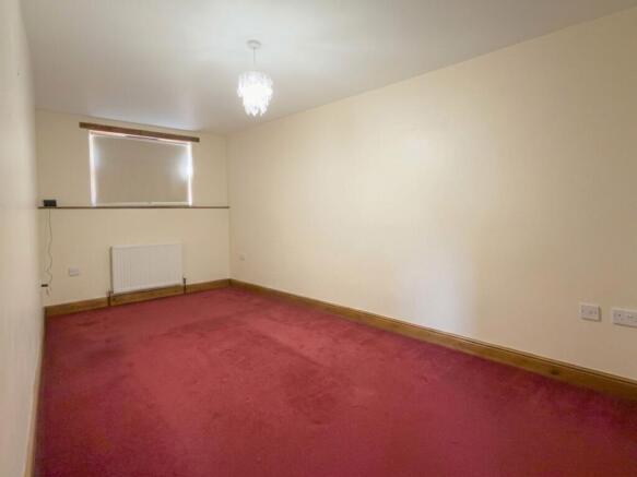 1 bed Ground Flat for sale Image 6