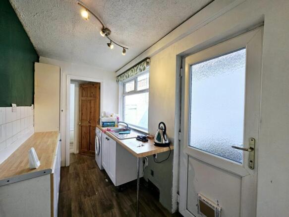 2 bed Terraced for sale Image 5